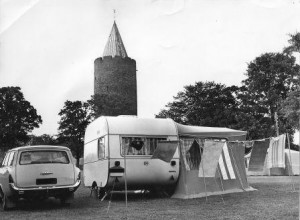 Tænk at kunne campere for foden af Gåsetårnet. Det kunne man indtil 1973.